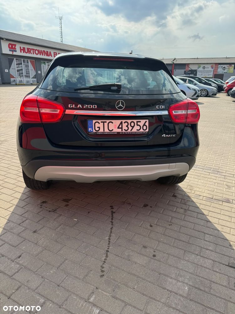 Mercedes-Benz Gla 2015 photo 5