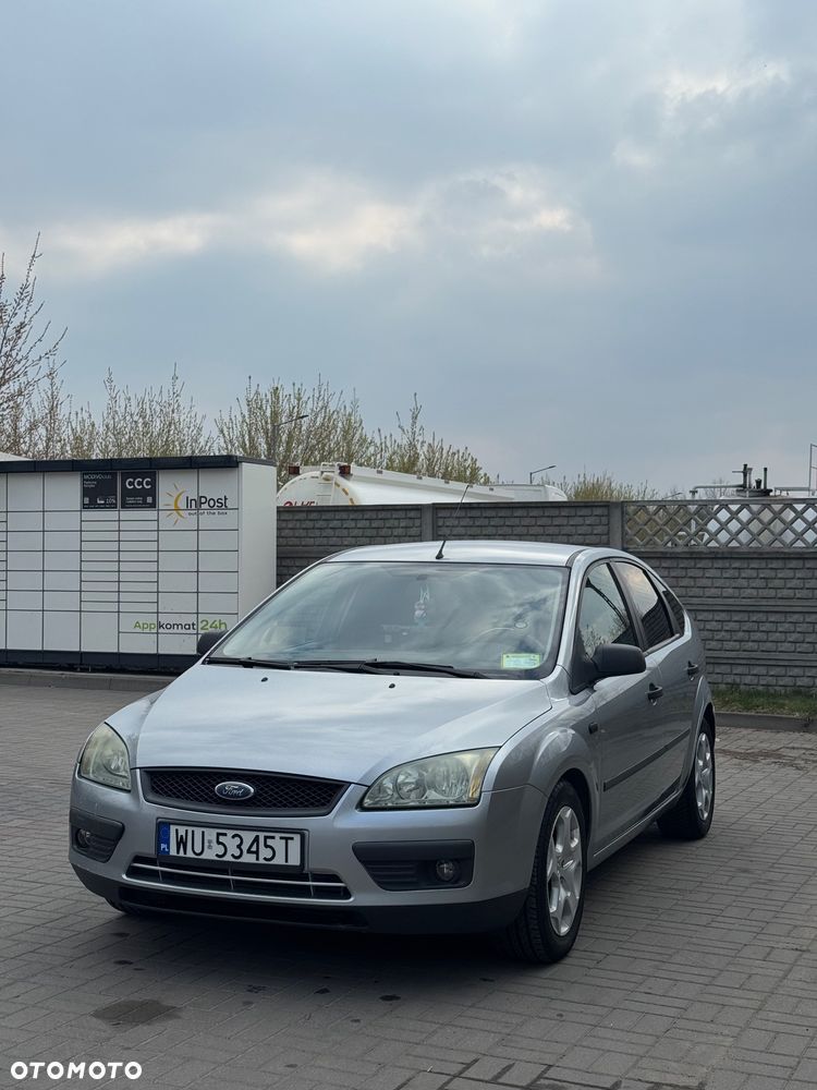 Ford Focus 1.6 TDCi DPF Ambiente - 2