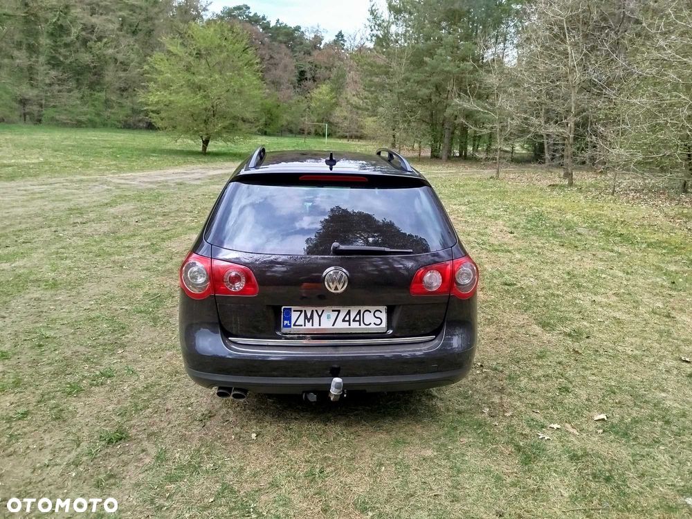 Volkswagen Passat - 3