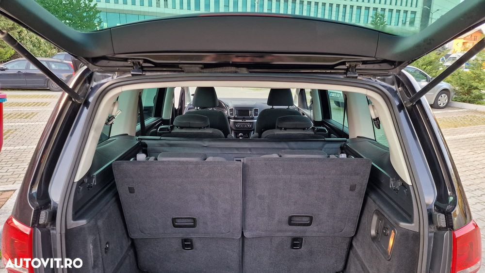 Volkswagen Sharan 2.0 TDI (BlueMotion Technology) Comfortline - 8