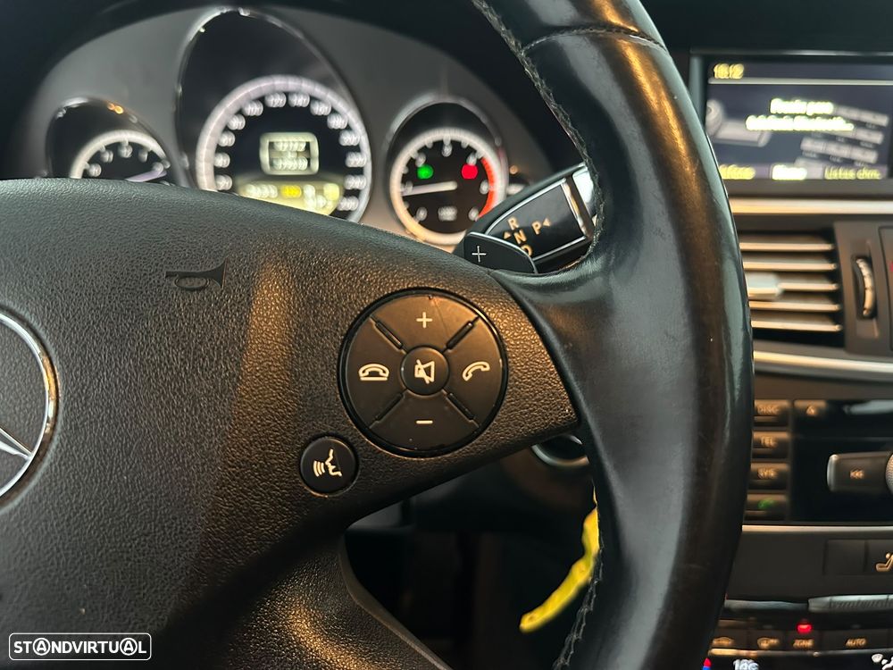 Mercedes-Benz E 250 BlueTEC Avantgarde Auto. - 29