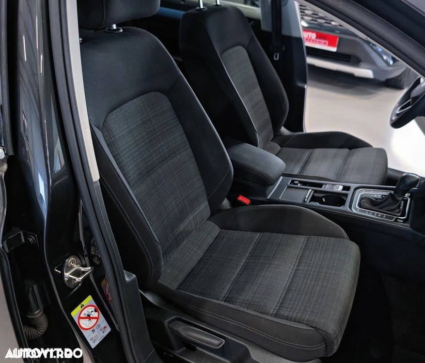 Volkswagen Passat 2.0 TDI DSG Comfortline - 8