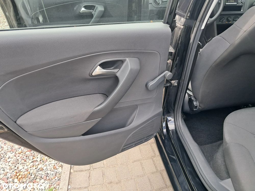 Volkswagen Polo - 12