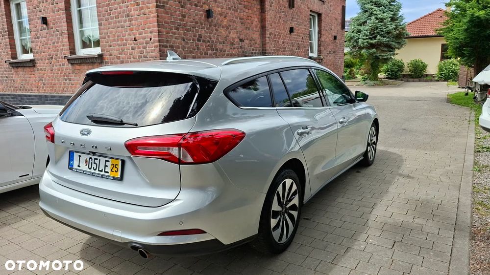 Ford Focus 2.0 EcoBlue STart-Stopp-System TITANIUM - 6