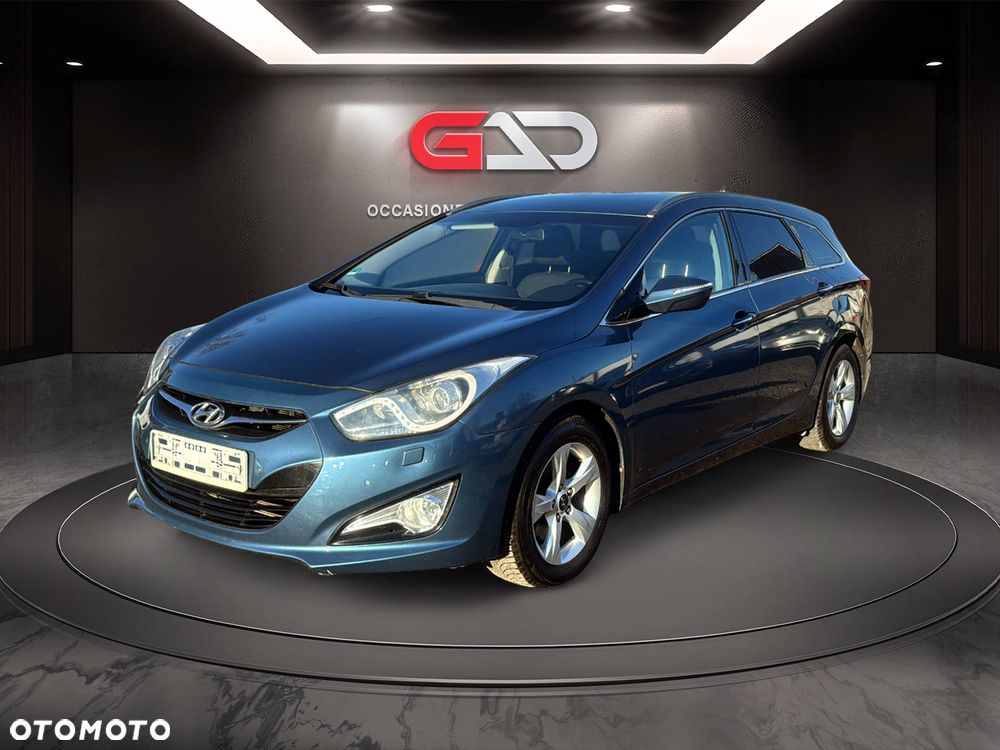 Hyundai i40 Kombi blue 1.6 Family - 1