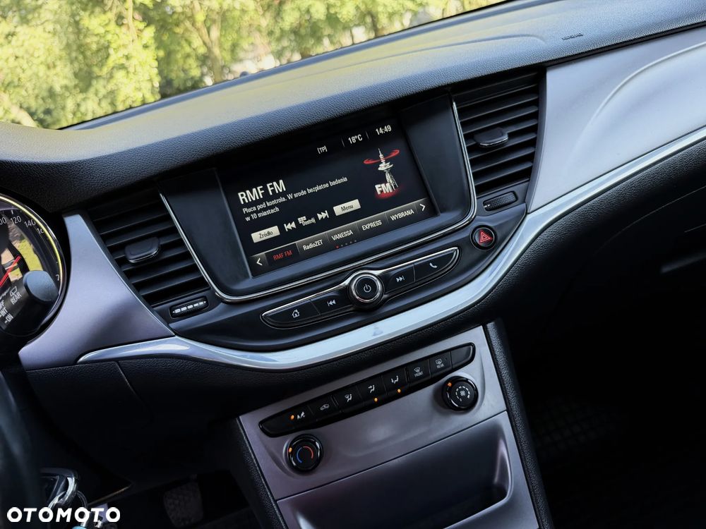 Opel Astra 1.4 T Enjoy - 21