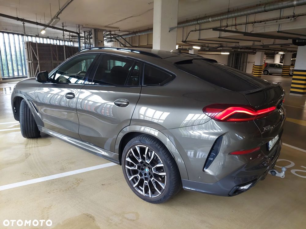 BMW X6 - 16