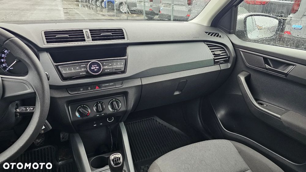 Skoda Fabia 1.0 Active - 11
