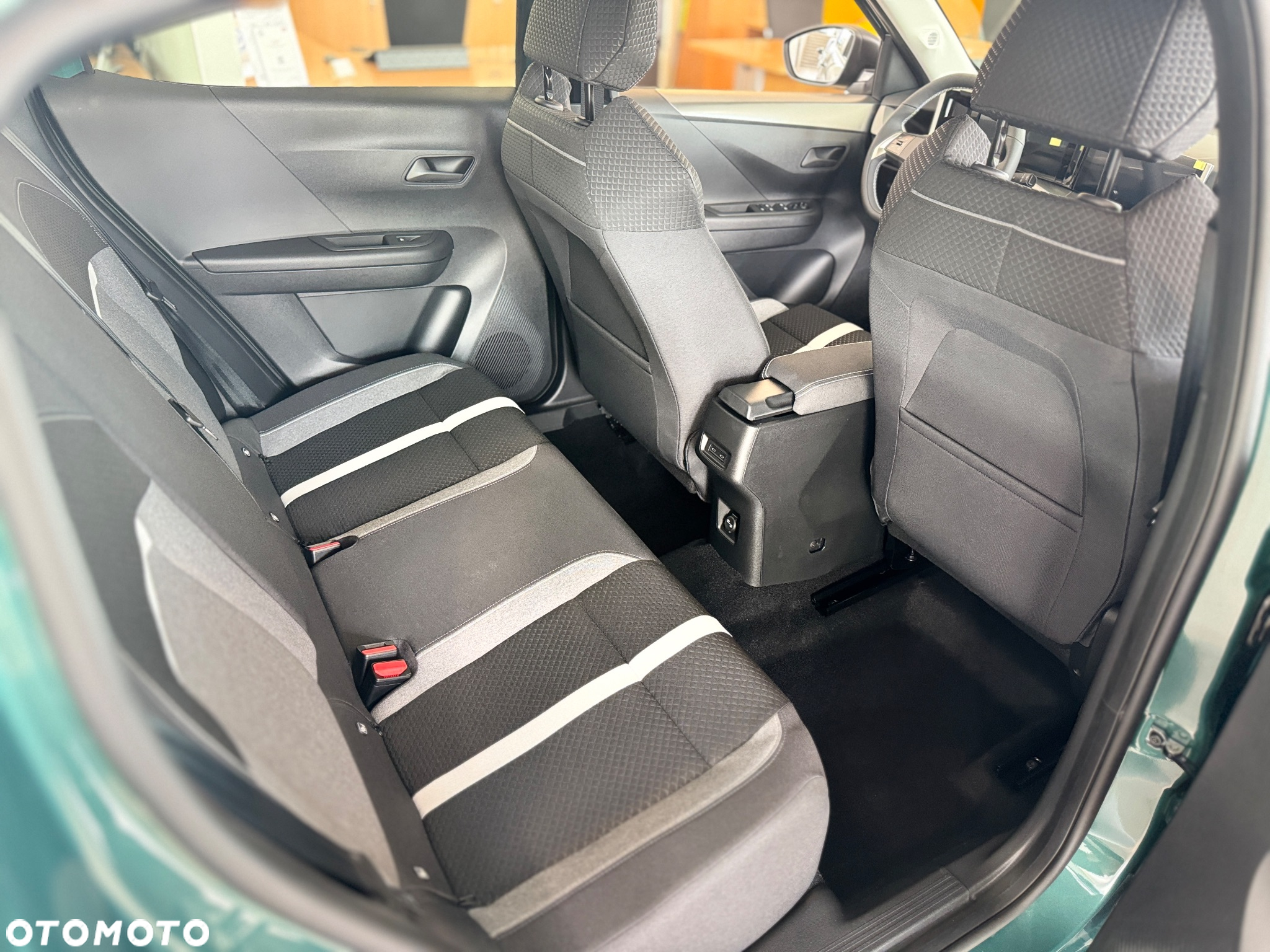 Opel Frontera 1.2 T mHEV GS eDTC6 - 5