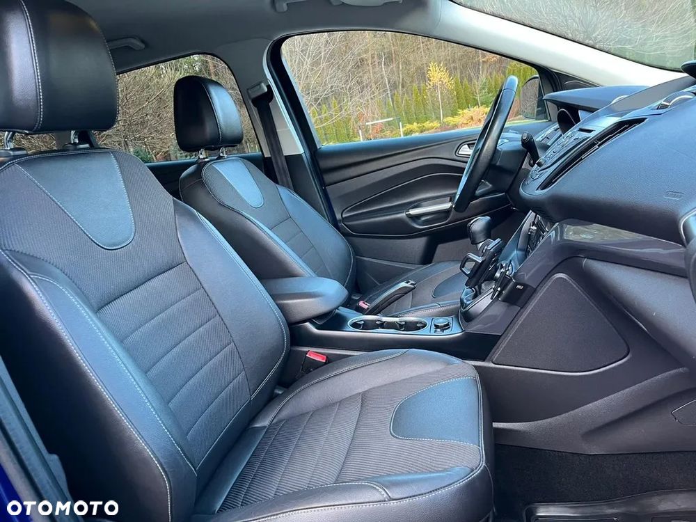 Ford Kuga 1.6 EcoBoost 2x4 Titanium - 30