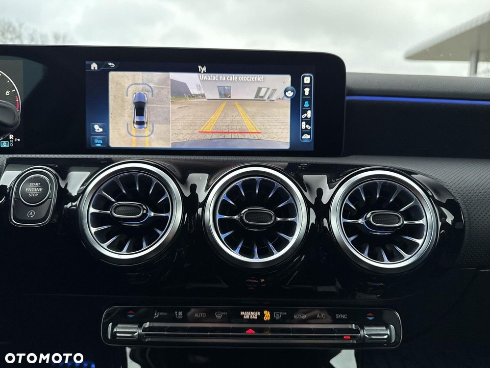 Mercedes-Benz Klasa A 220 4-Matic AMG Line 7G-DCT - 25