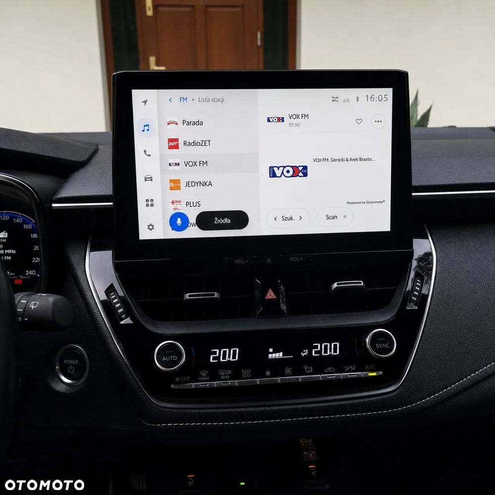 Toyota Corolla 1.8 Hybrid Comfort - 13
