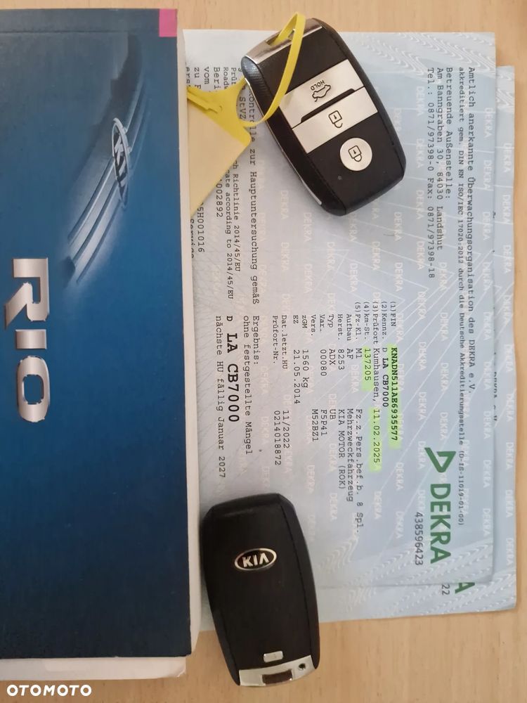 Kia Rio - 32