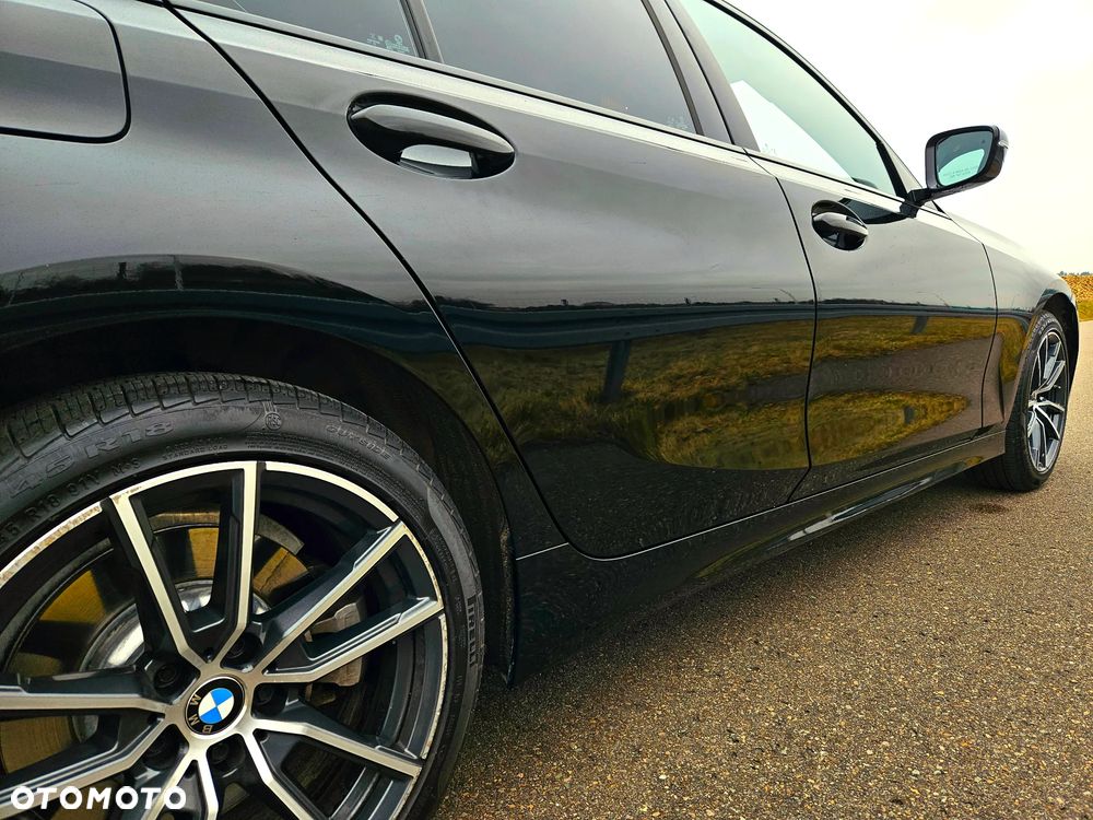 BMW Seria 3 330i Luxury Line sport - 7