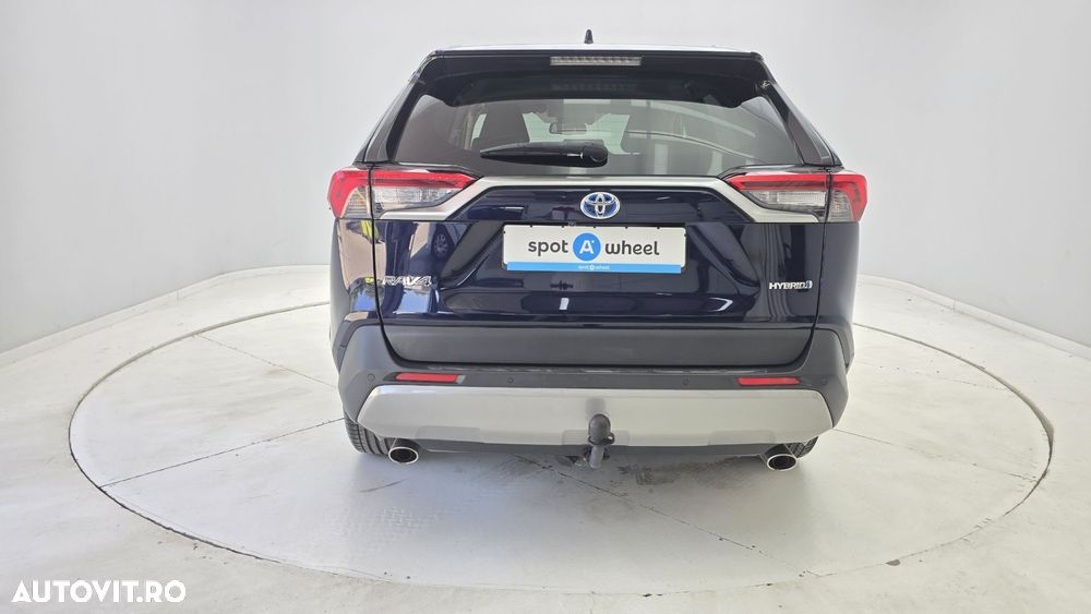 Toyota RAV4 - 7