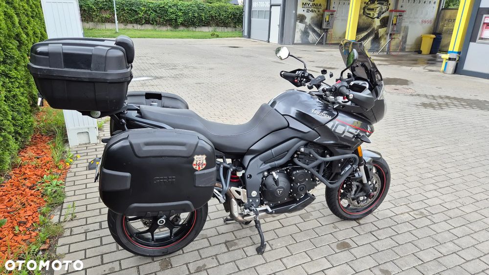 Triumph Tiger - 1