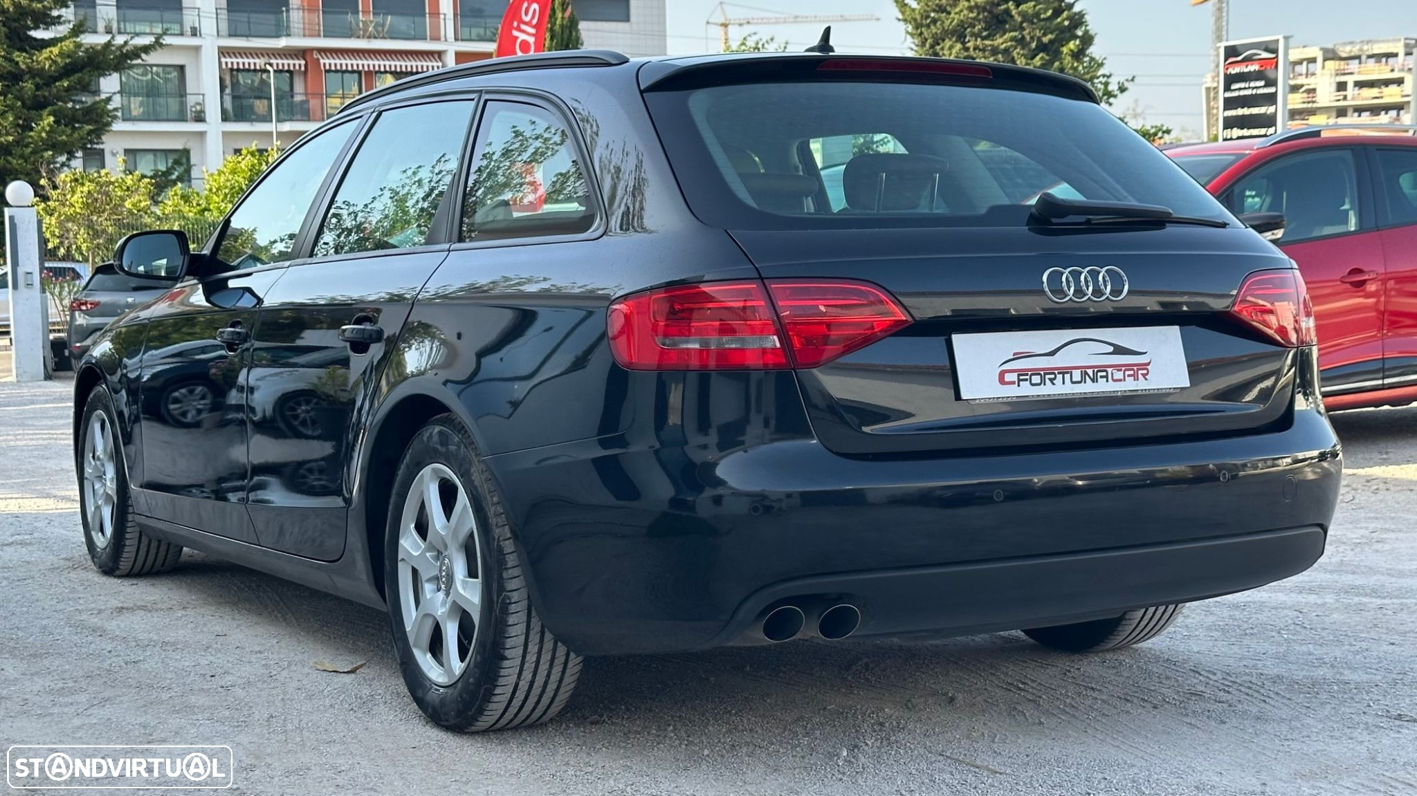 Audi A4 Avant 2.0 TDI Advance - 7