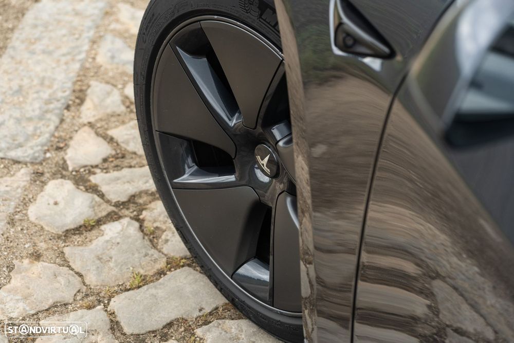 Tesla Model 3 Standard Range Plus RWD - 5