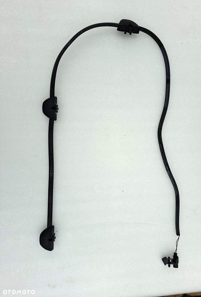 Dysze spryskiwaczy szyb do BMW 5 G30/G31 2017-2024  Nr częsci;61667388756.