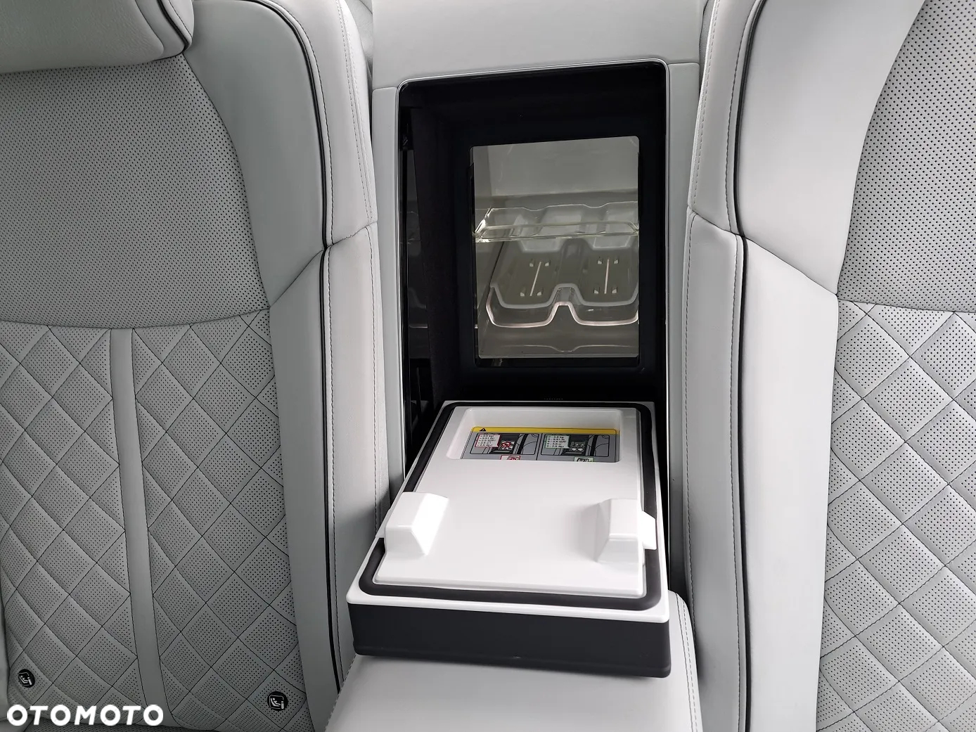 Audi A8 L 55 TFSI quattro tiptronic - 22