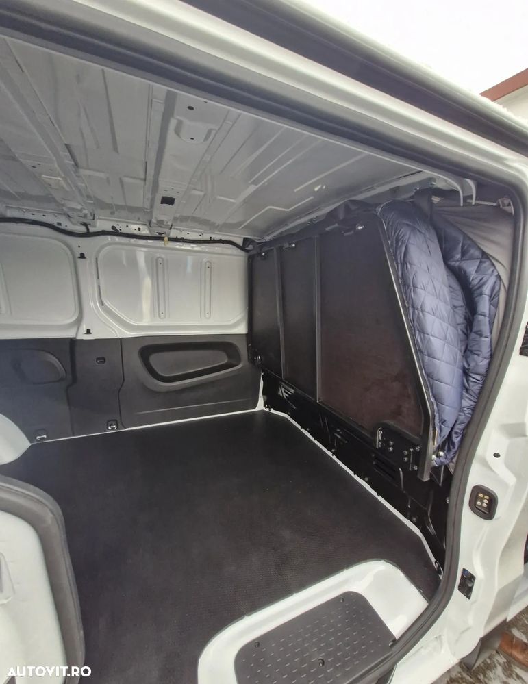 Renault Trafic DETARAT - 11