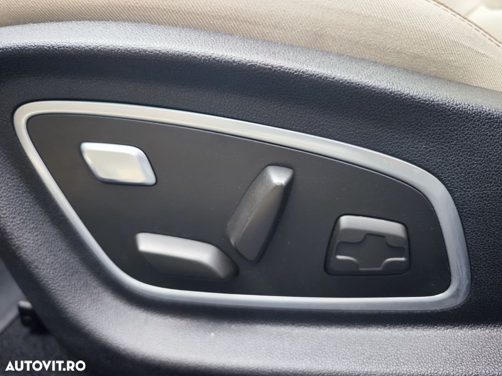 Renault Megane TCe 140 GPF Intens - 13