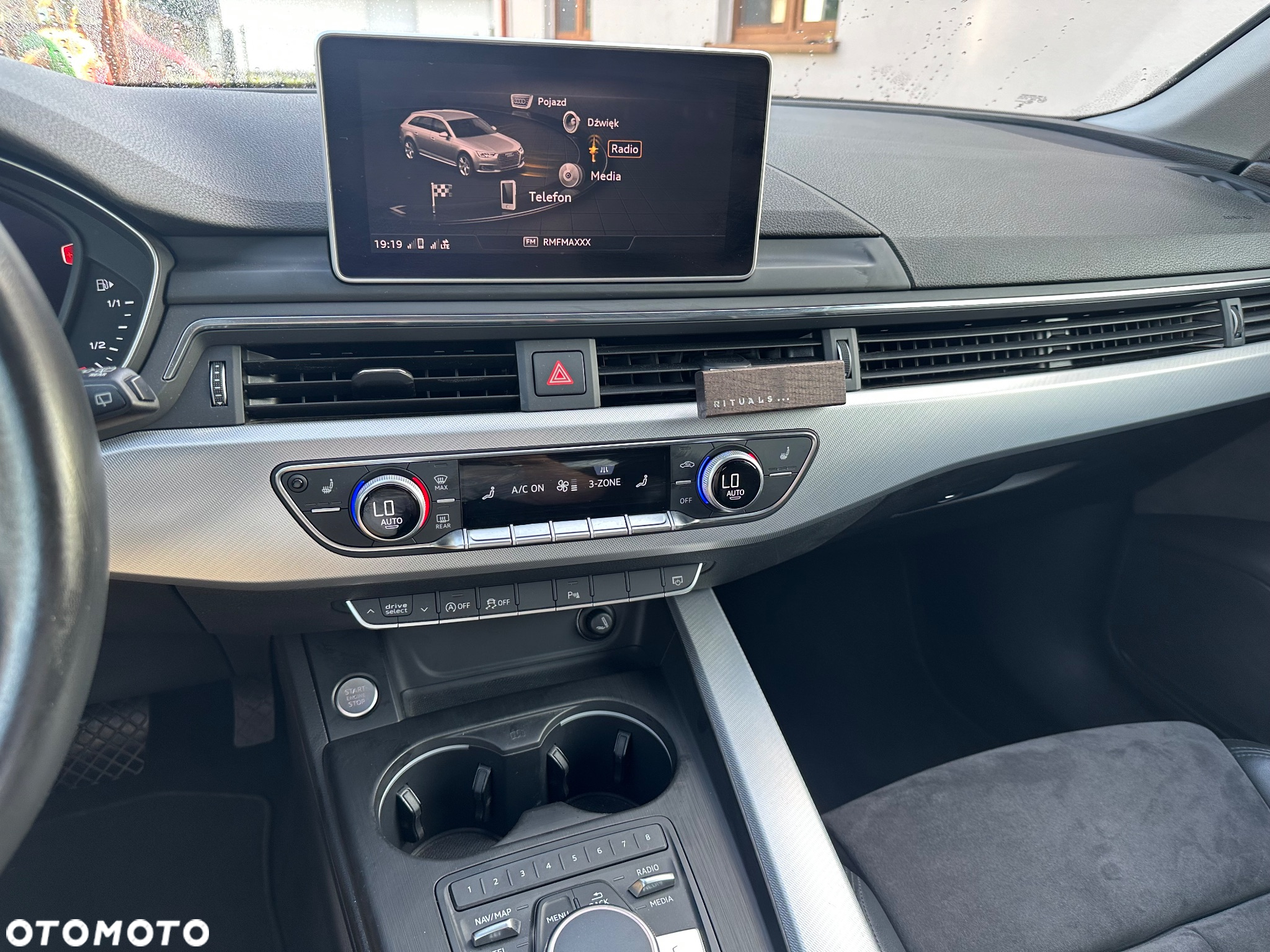 Audi A4 Avant 40 TDI S tronic - 17