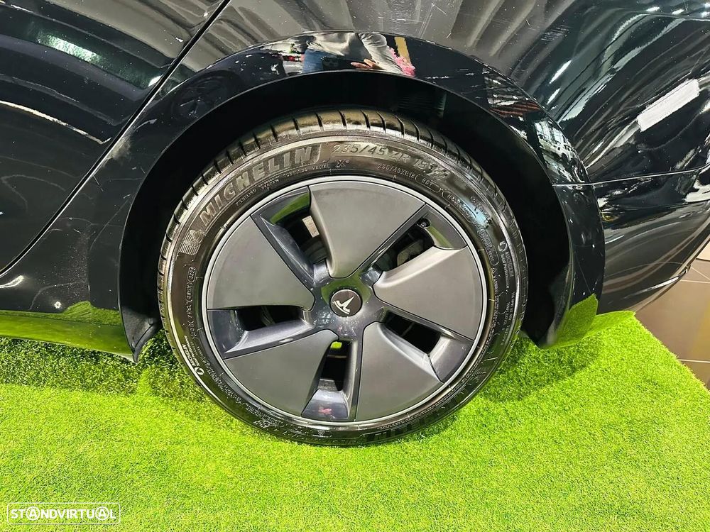 Tesla Model 3 Standard RWD Plus - 14