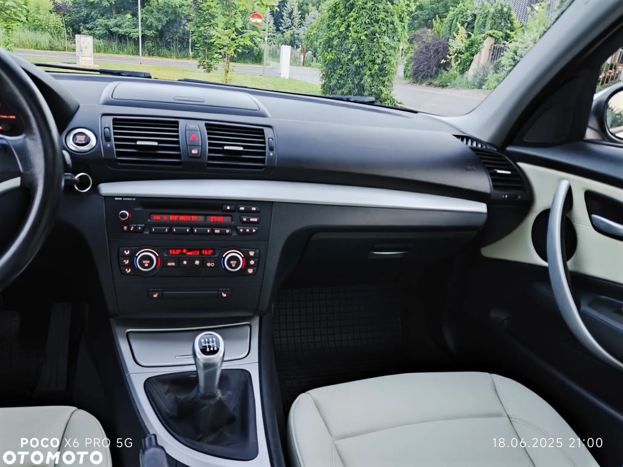 BMW Seria 1 116i - 16