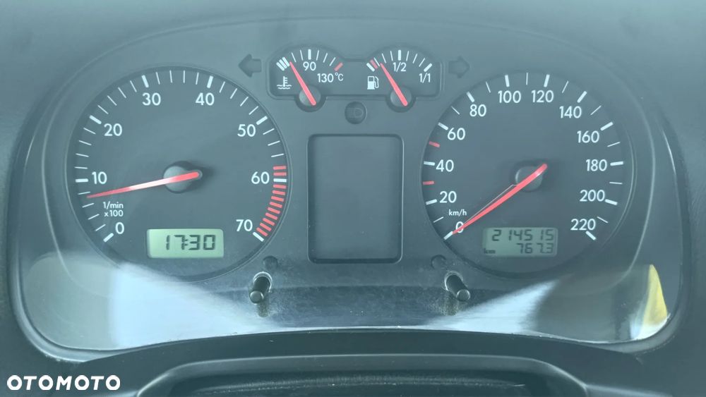 Volkswagen Golf - 18