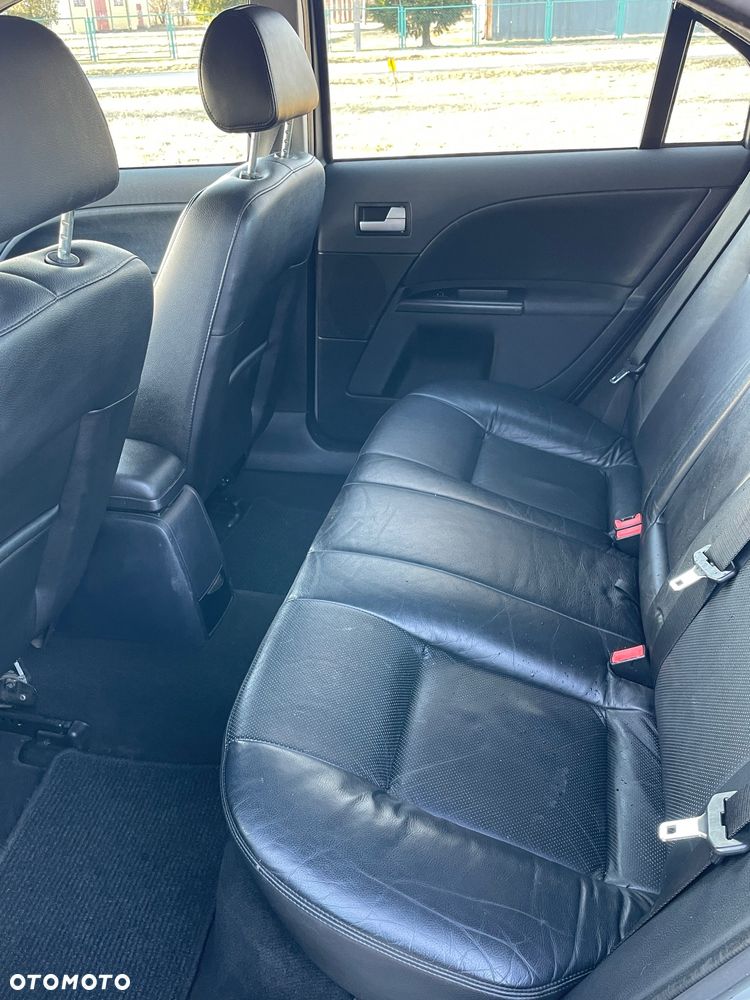 Ford Mondeo 2.0 TDDi Ghia - 15