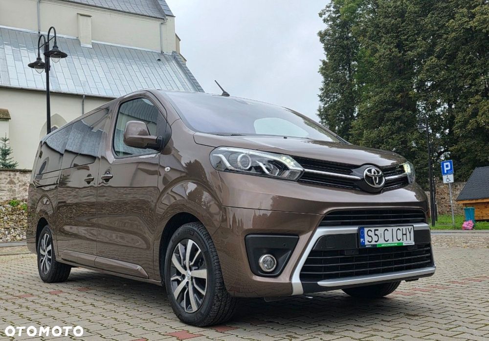 Toyota Proace Verso - 2