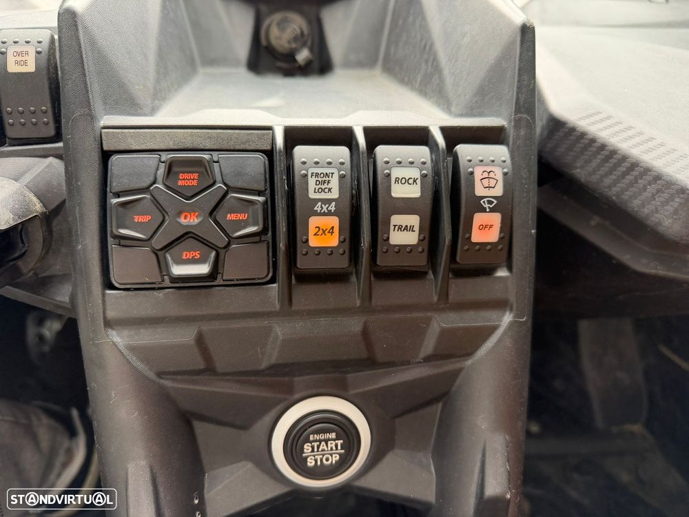 Can-Am Maverick X3 Rc - 9