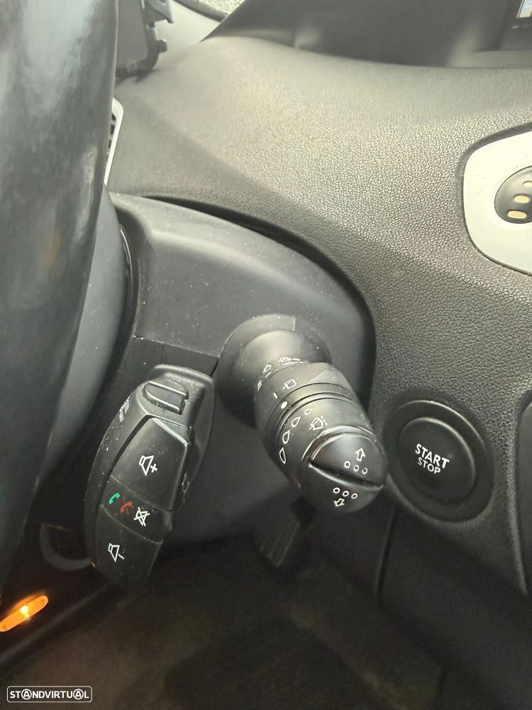 Renault Scénic 1.5 dCi Dynamique S - 24