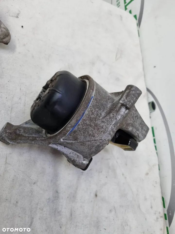 AUDI A4 A5 8W PODUSZKA SILNIKA LEWA PRAWA 8W0199371CR 8W0199372CR - 3