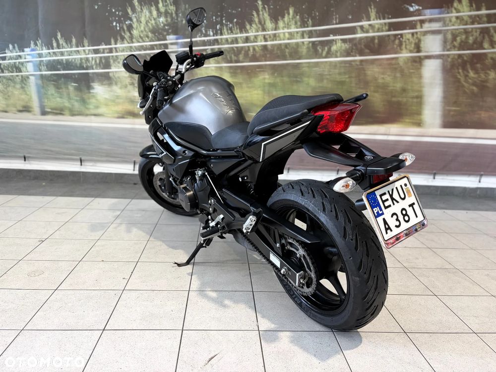 Yamaha XJ - 30