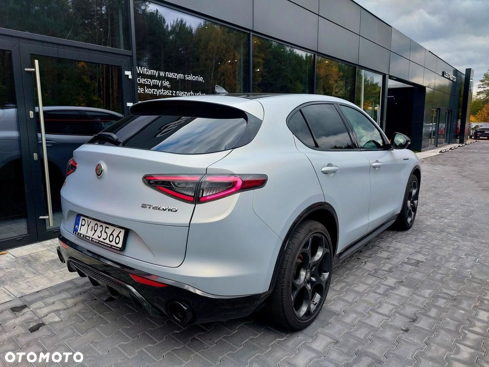 Alfa Romeo Stelvio 2.0 Turbo Competizione Q4 - 8