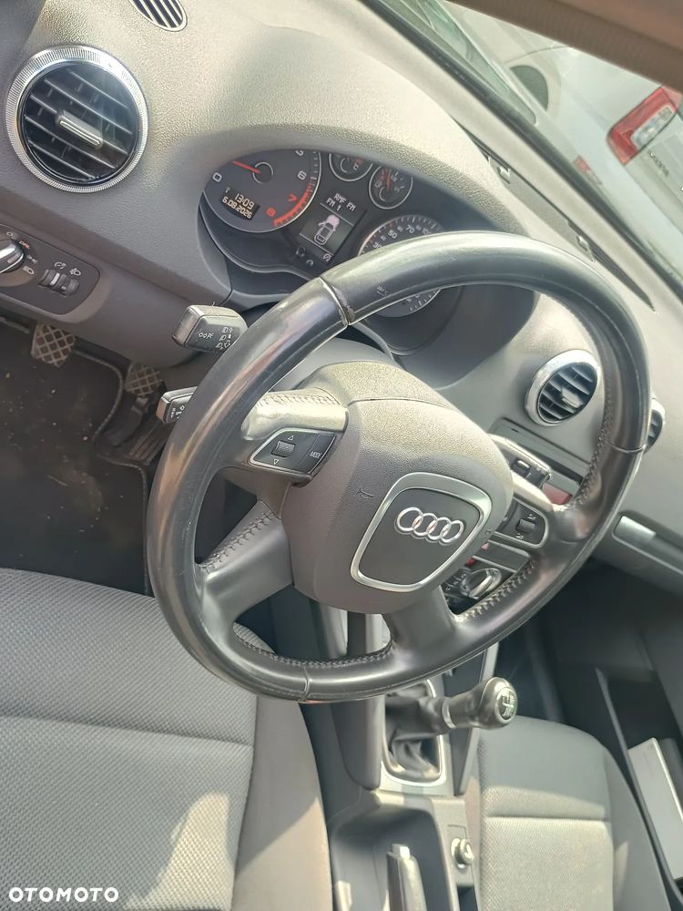 Audi A3 Sportback 1.2 TFSI Attraction - 11