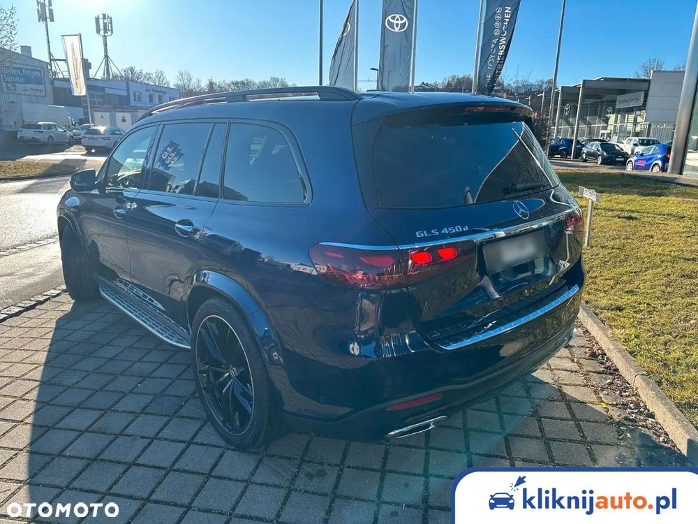 Mercedes-Benz GLS - 2