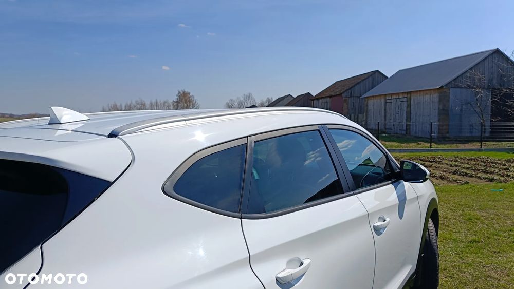 Hyundai Tucson 1.7 CRDI BlueDrive Style 2WD - 15