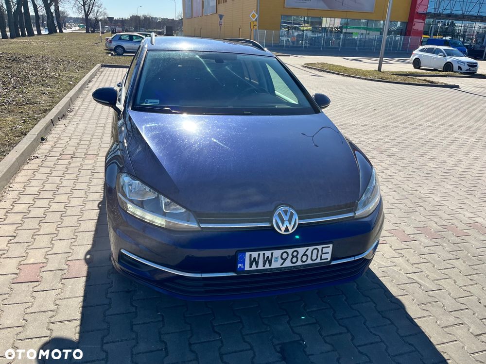Volkswagen Golf - 11