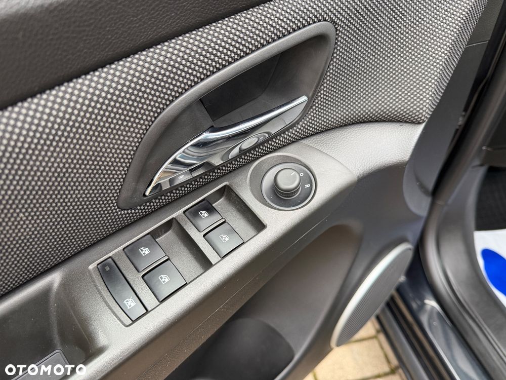 Chevrolet Cruze - 20