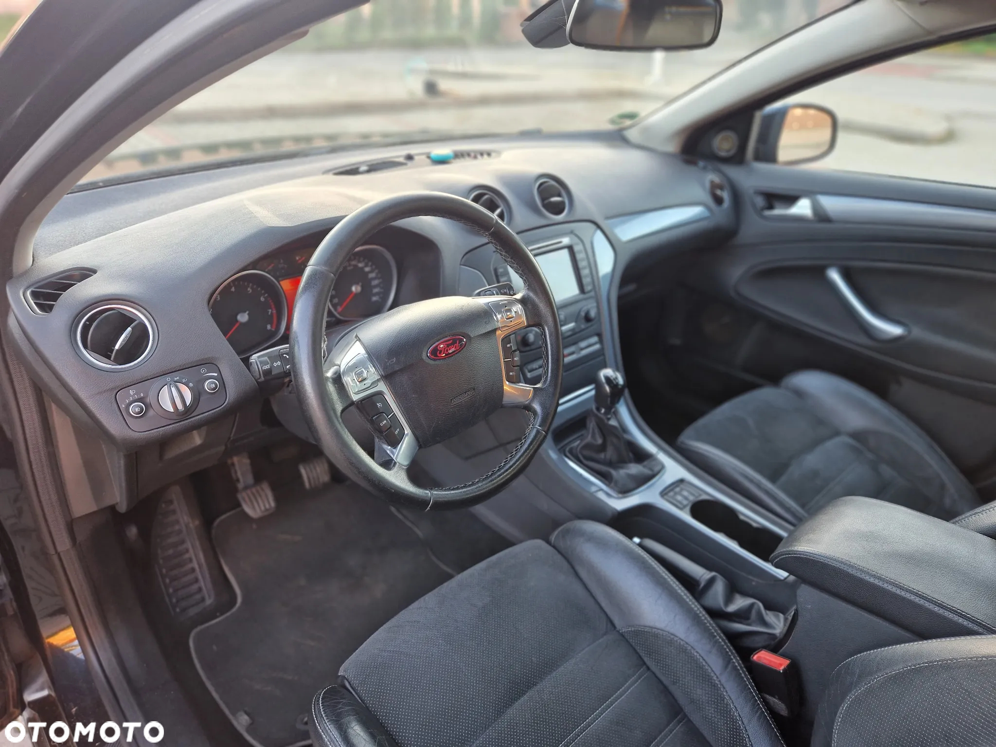 Ford Mondeo Turnier 2.0 Titanium - 14