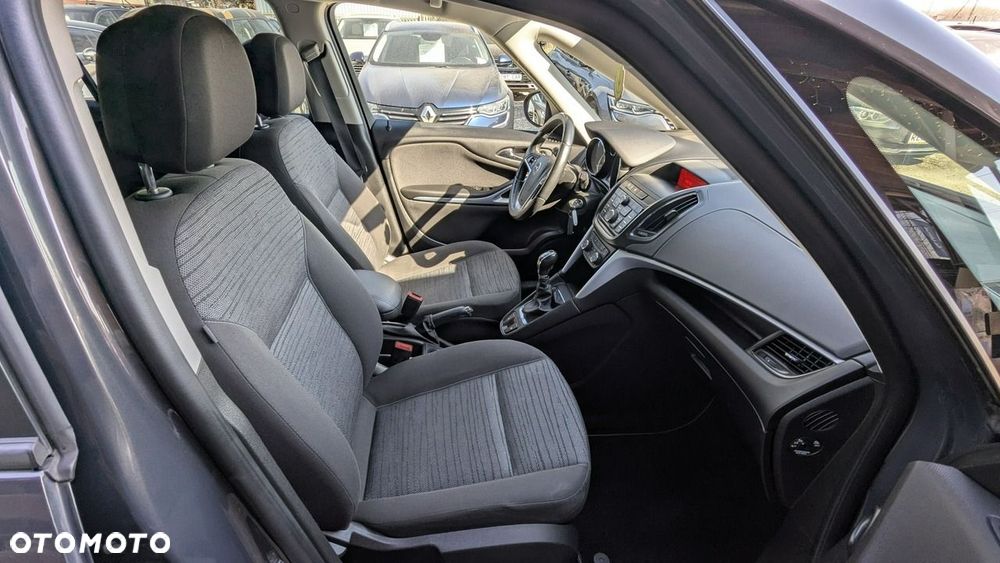 Opel Zafira - 17