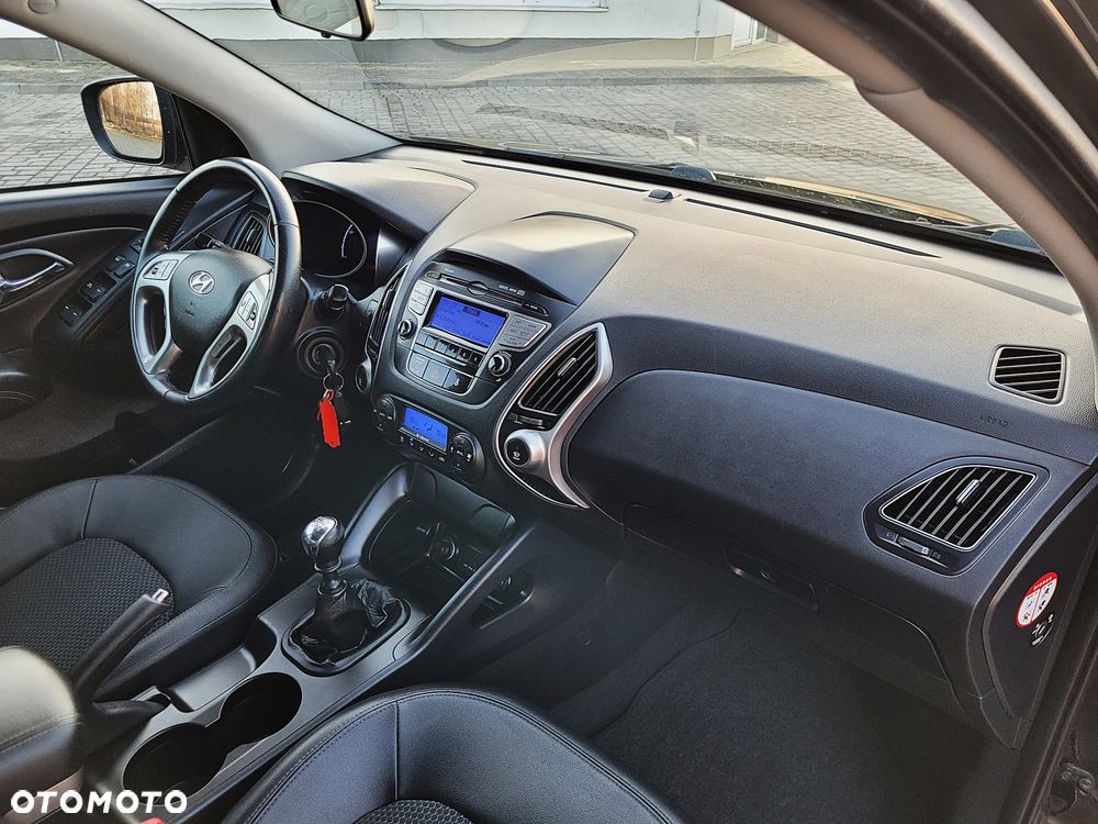 Hyundai ix35 1.6 2WD blue Style - 20