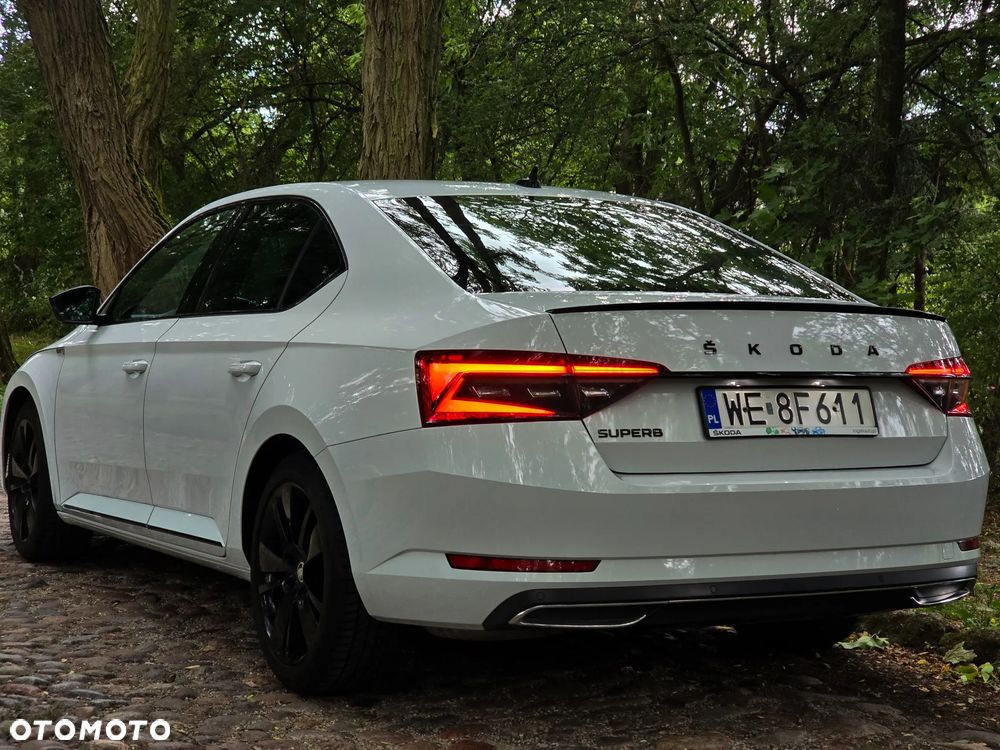 Skoda Superb 2.0 TDI SCR Sportline DSG - 6