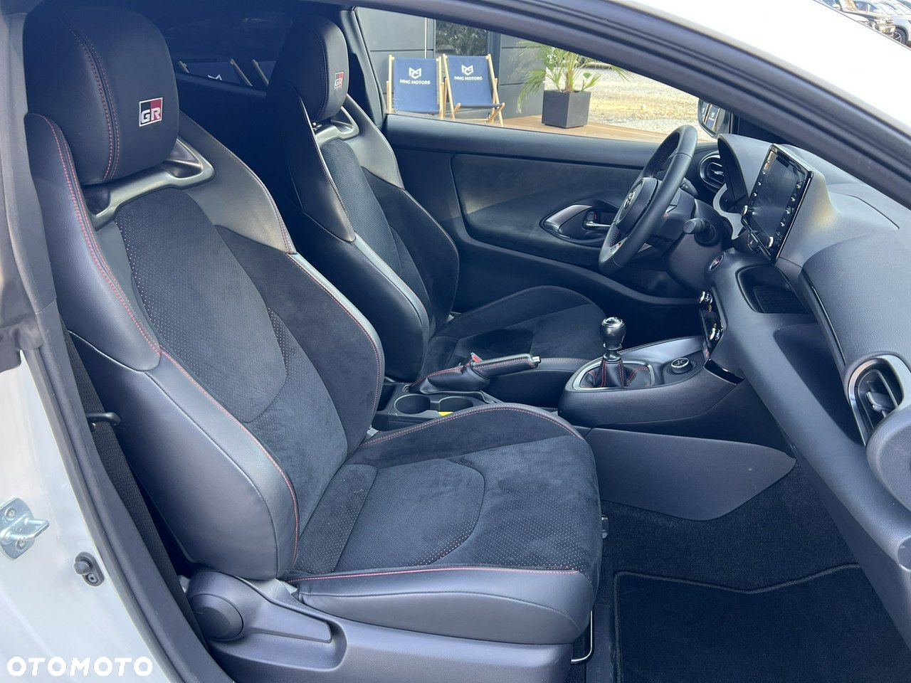 Toyota Yaris GR 1.6 Dynamic - 15