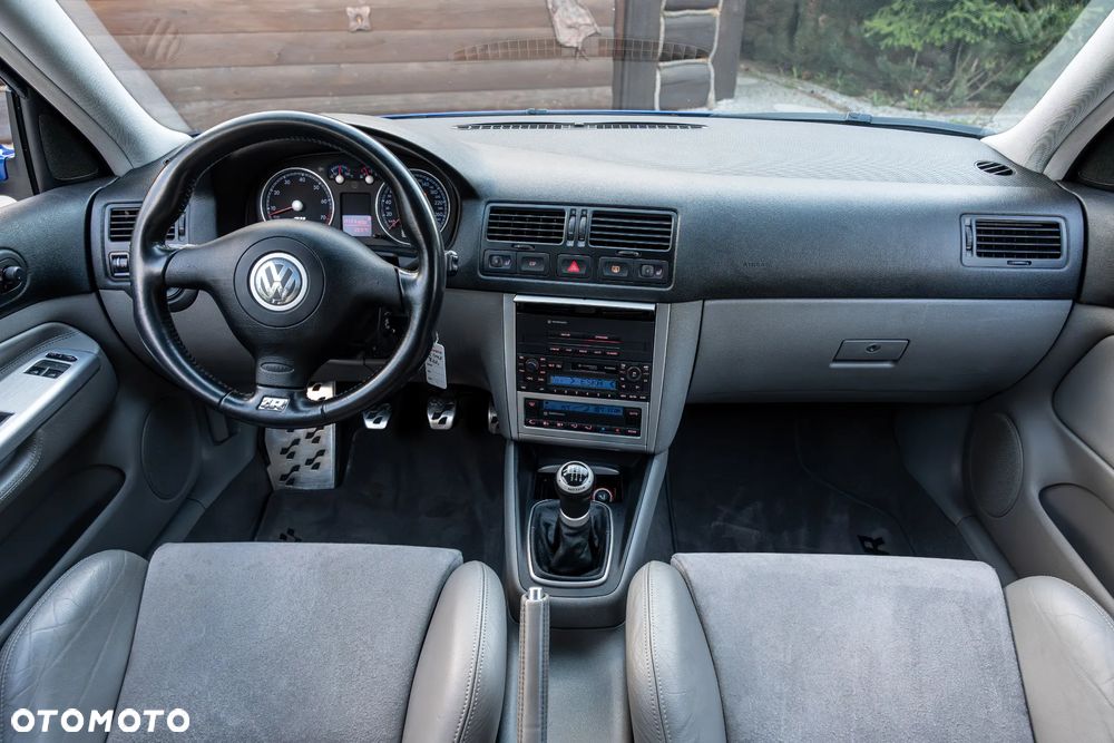 Volkswagen Golf - 35