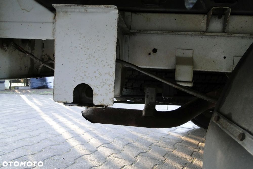 Mercedes-Benz Sprinter - 19