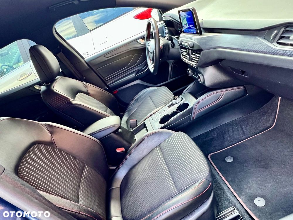 Ford Focus 2.0 EcoBlue ST-Line - 21